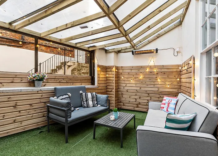 アパート The Bridgeton In Central Whitby - Private Terrace *